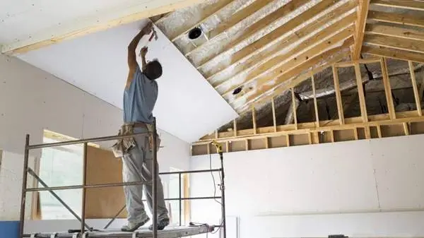 Pose de faux-plafond en plaques de plâtre à Montélimar par IMMOPRESTA